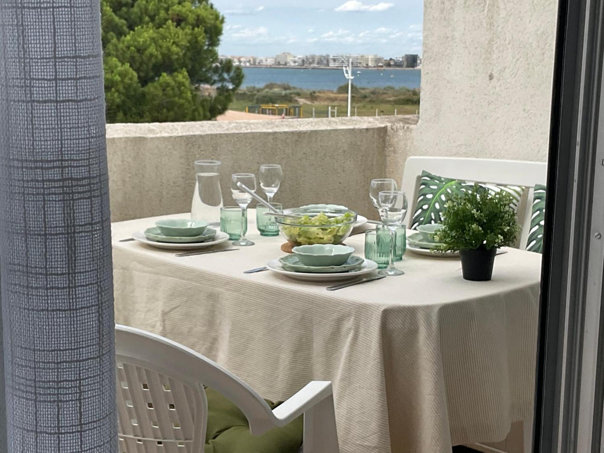 Studio Le Vue Mer Acces Direct A La Plage Parking Prive Clim Belle Terrasse 르그로뒤후아 외부 사진